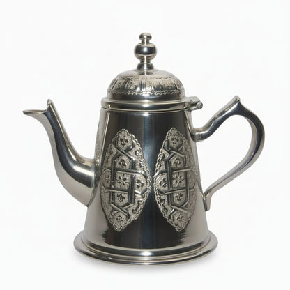 The Medina Jewel Teapot-Théière Marocaine en Cuivre Martelé